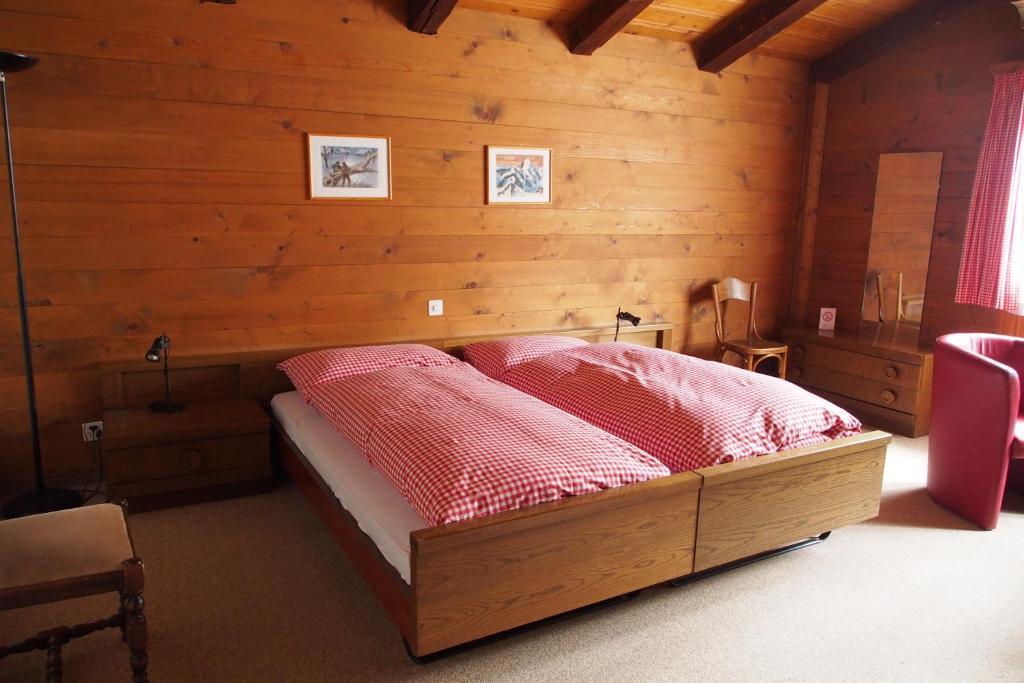 بولتيغن Hotel Simmental الغرفة الصورة